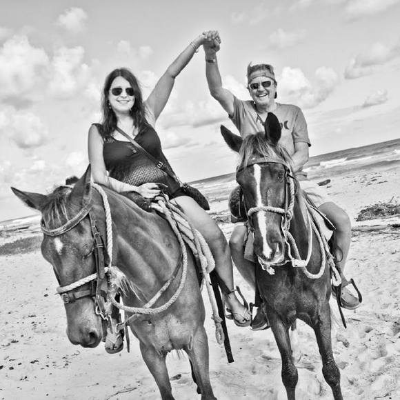 Meet your Posher, Julia - Picture 1 of 1